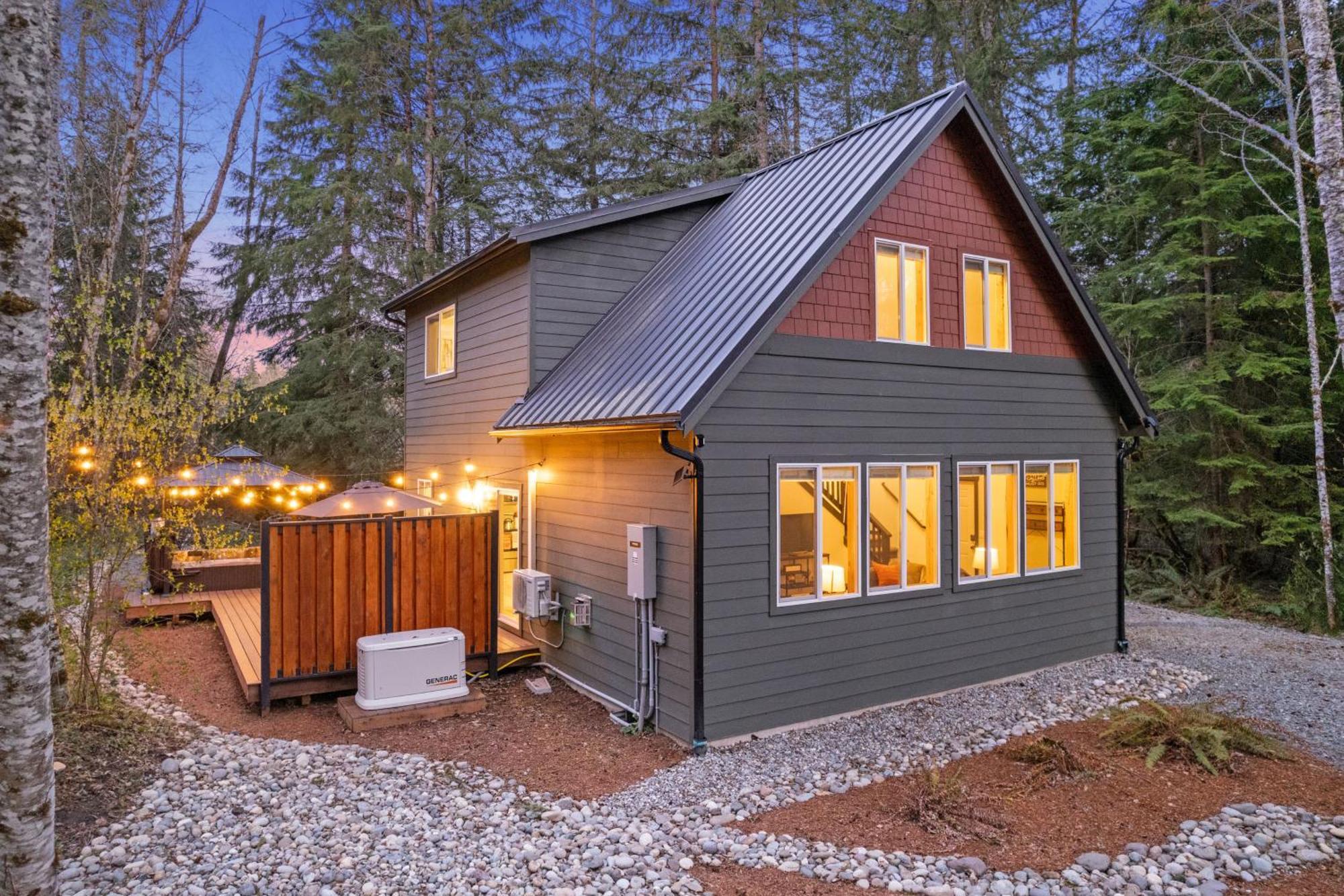 Hikers Haven With Hot Tub - Near Mt Rainier! Vila Ashford Exterior foto